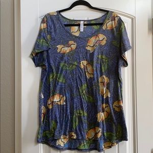 LuLaRoe Classic T